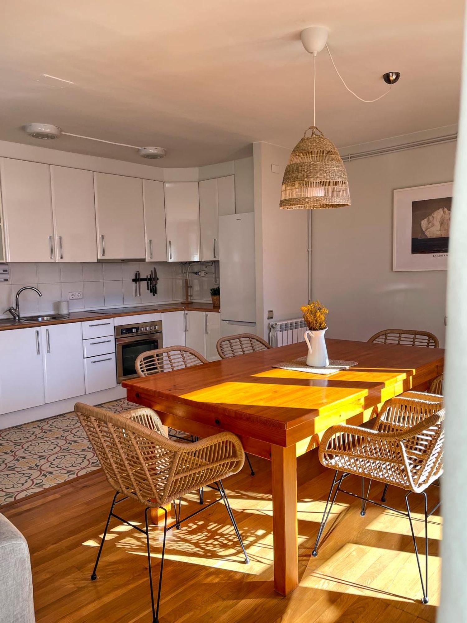 Apartamento Familiar En El Centro De Benasque Con Terraza Екстериор снимка
