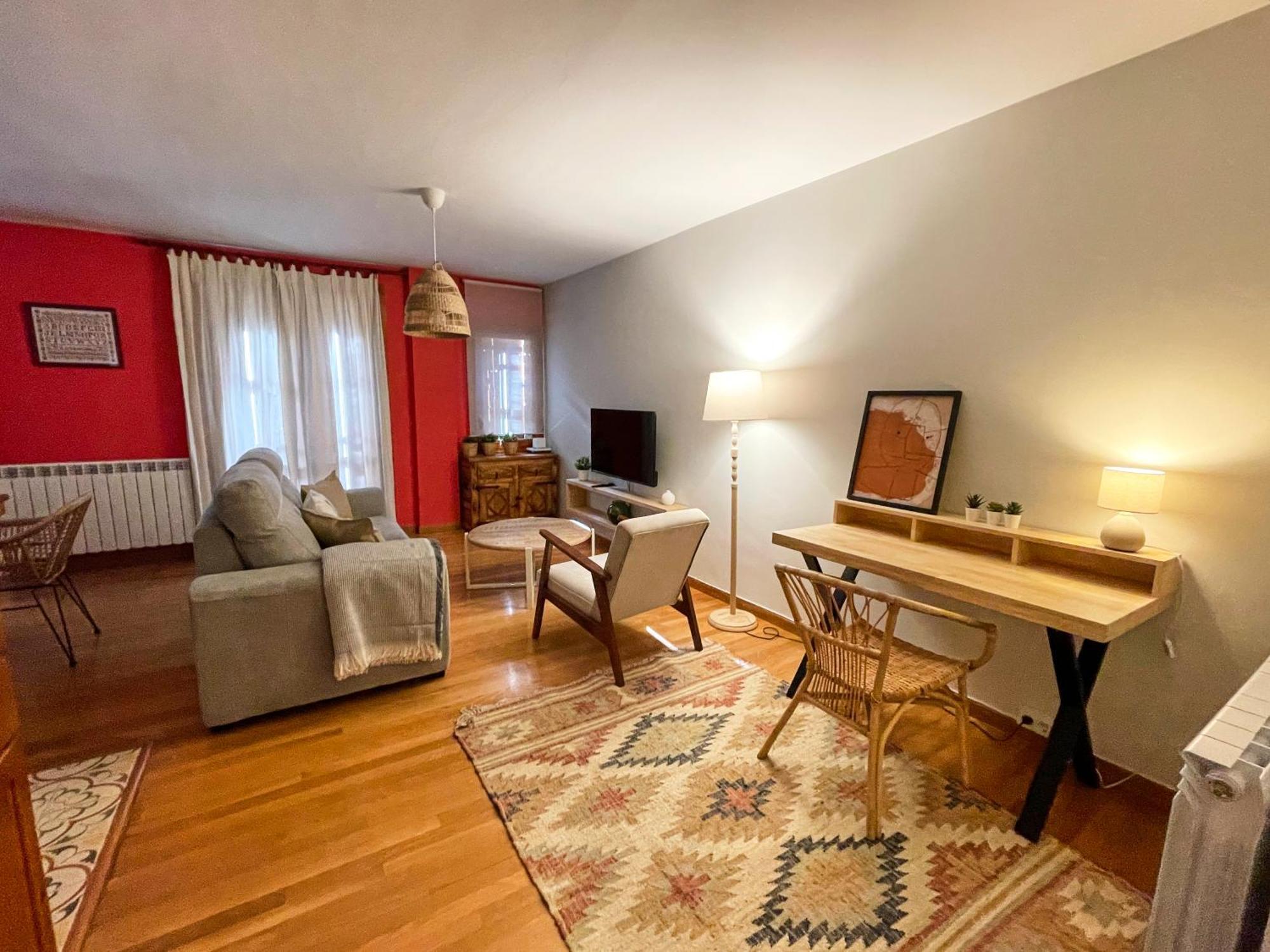 Apartamento Familiar En El Centro De Benasque Con Terraza Екстериор снимка